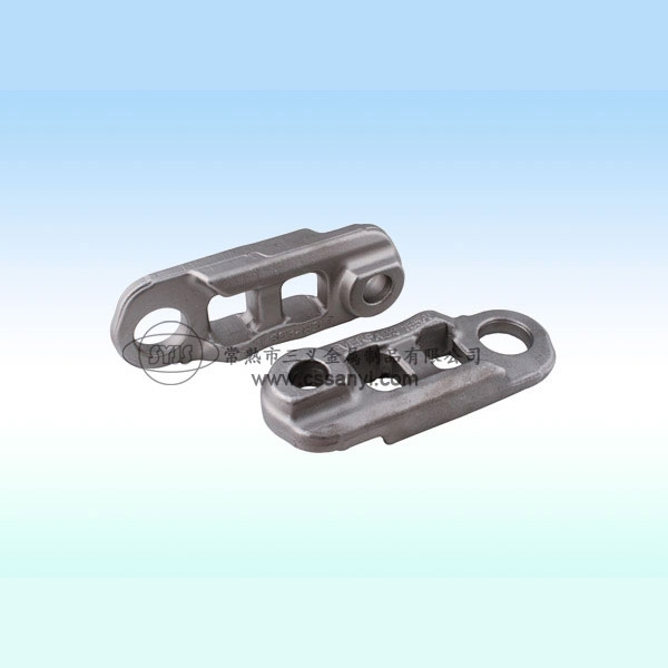Chain rail section for engineering vehicles